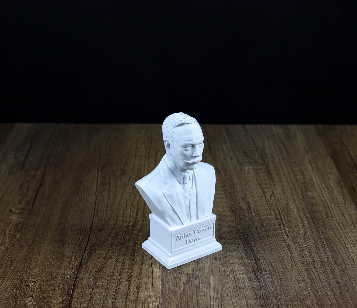 Arthur Conan Doyle bust, British Writer and Physician Statue, Gift for Book Lover