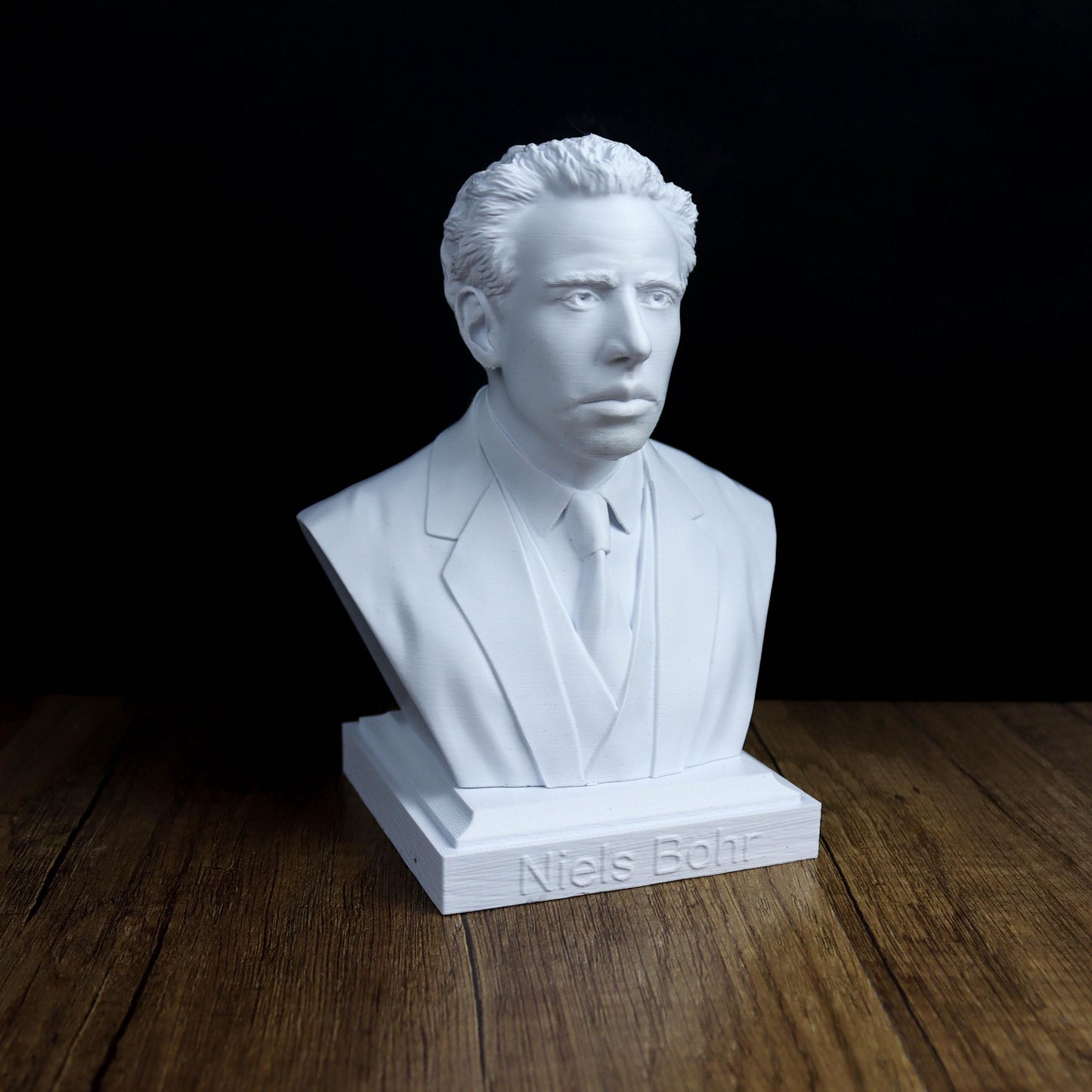 Niels Bohr Bust, Atomic Theory Statue, Science Decor, Gift for Physicists & STEM Enthusiasts