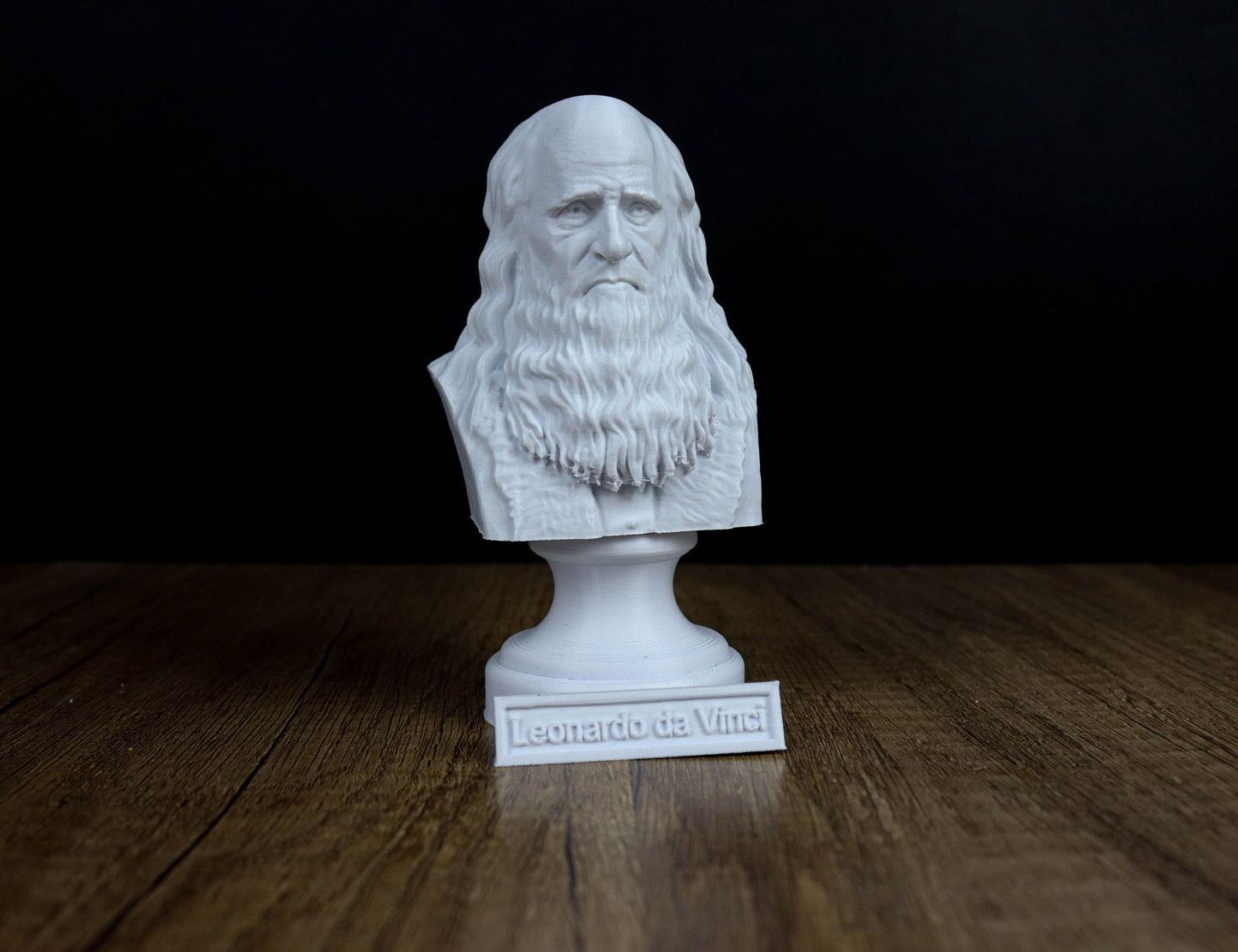 Leonardo da Vinci Bust, Italian Polymath of the High Renaissance Era Statue, Sculpture Decoration.