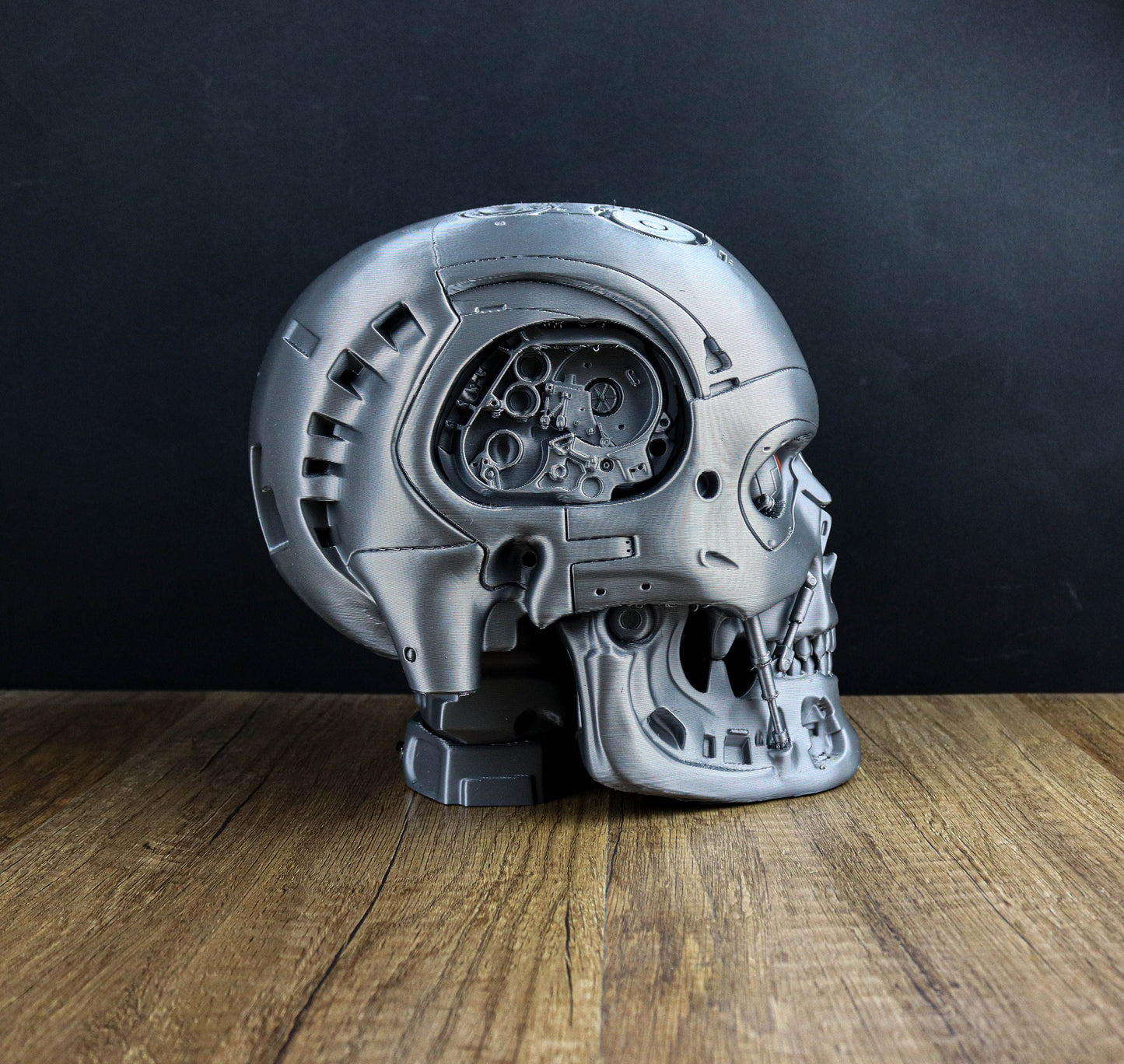 Terminator Endoskeleton Headphone Holder, Skull T-800 LED Bust, Headset Stand