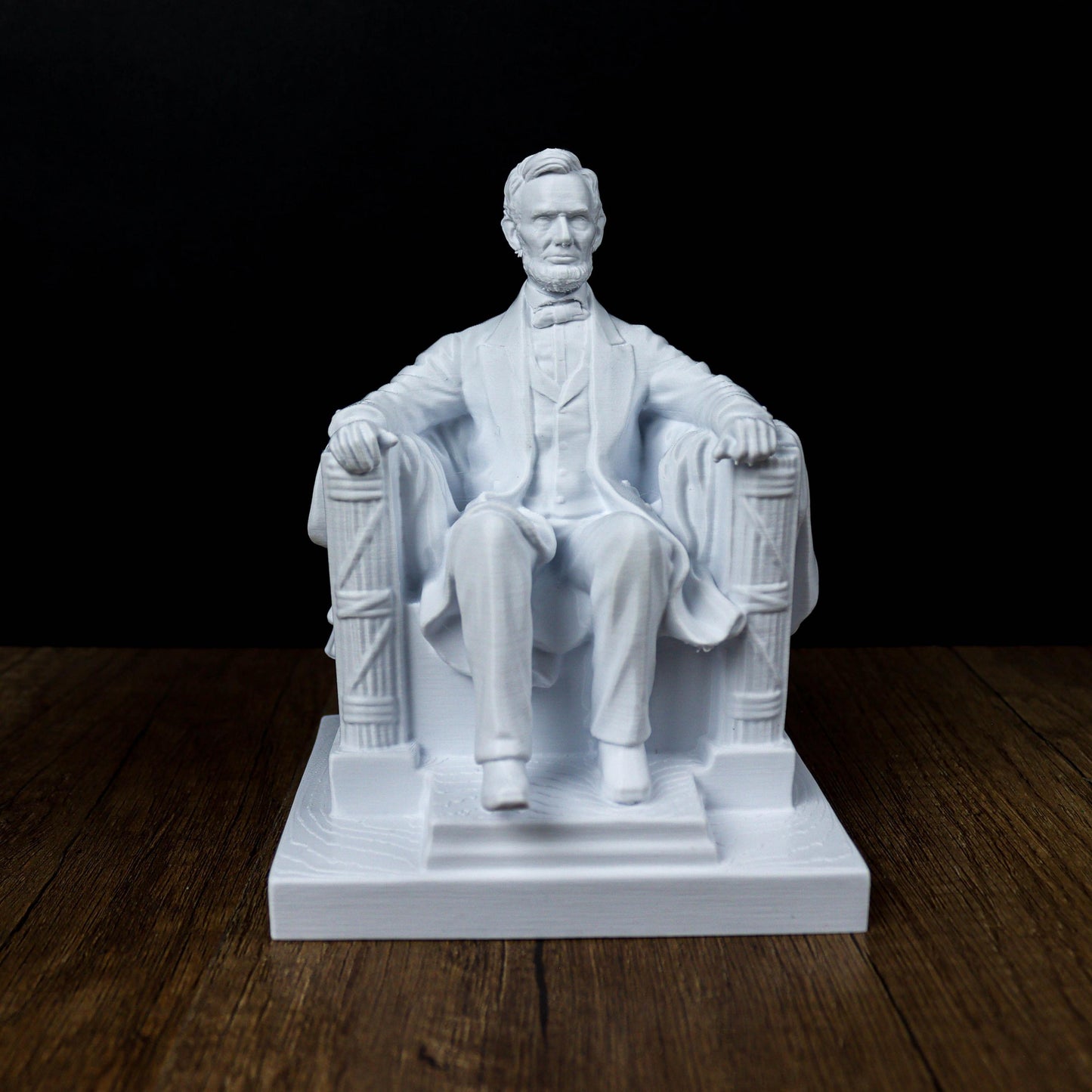 Lincoln Memorial Statue, Detailed Replica of Abraham Lincoln Bust for Home Decor, Office Accent