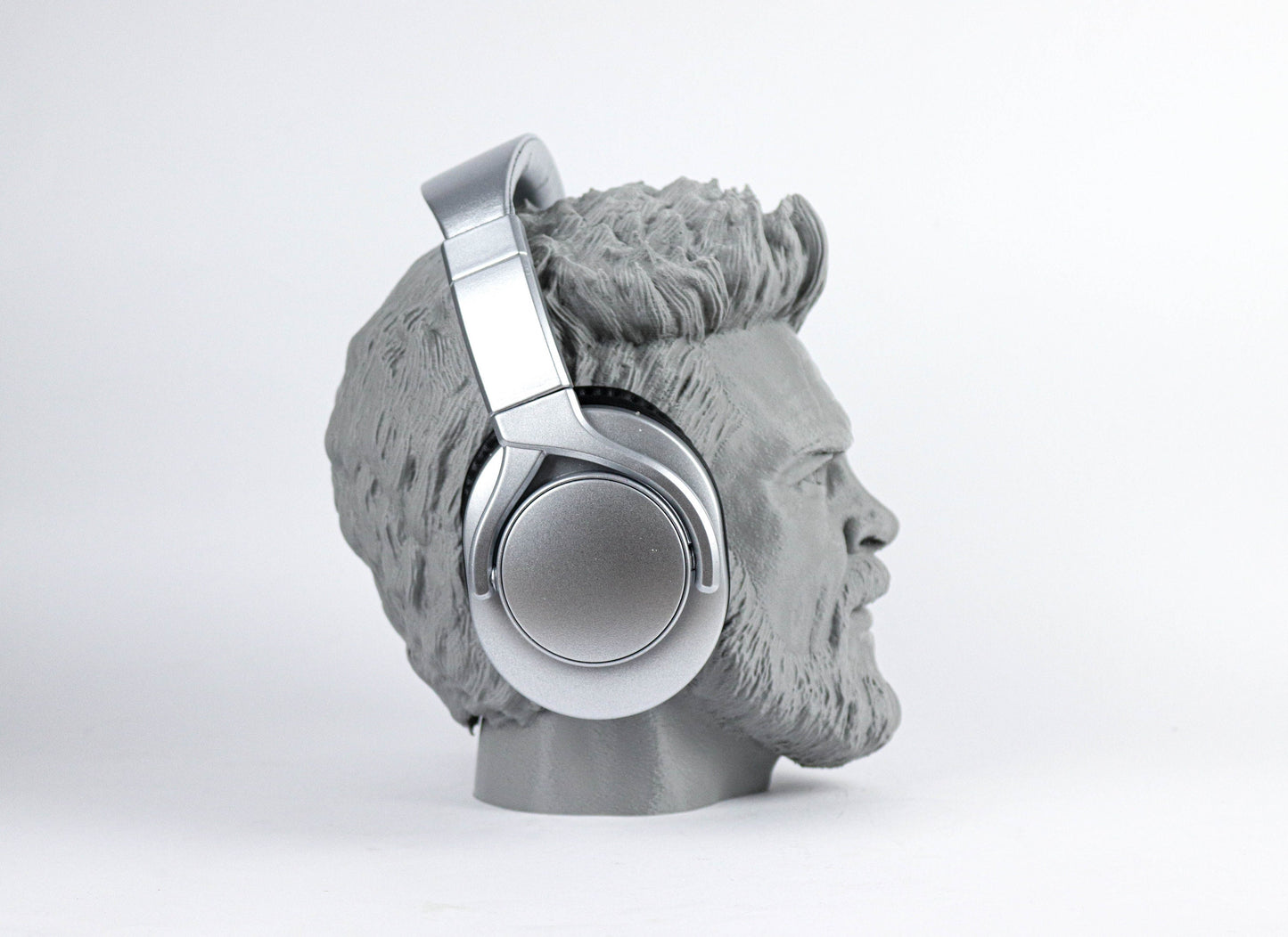 Karl Urban Bust, Headset Stand Bust
