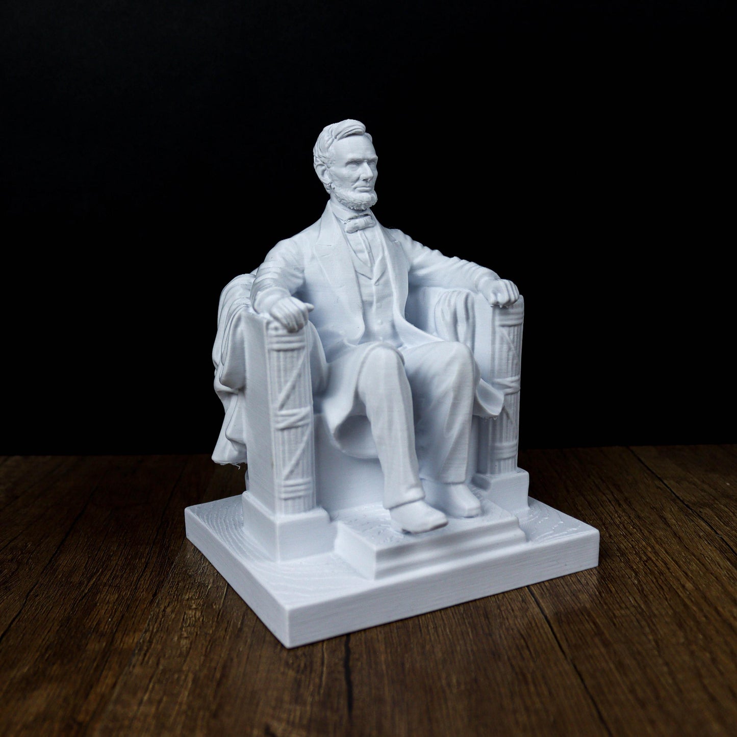 Lincoln Memorial Statue, Detailed Replica of Abraham Lincoln Bust for Home Decor, Office Accent