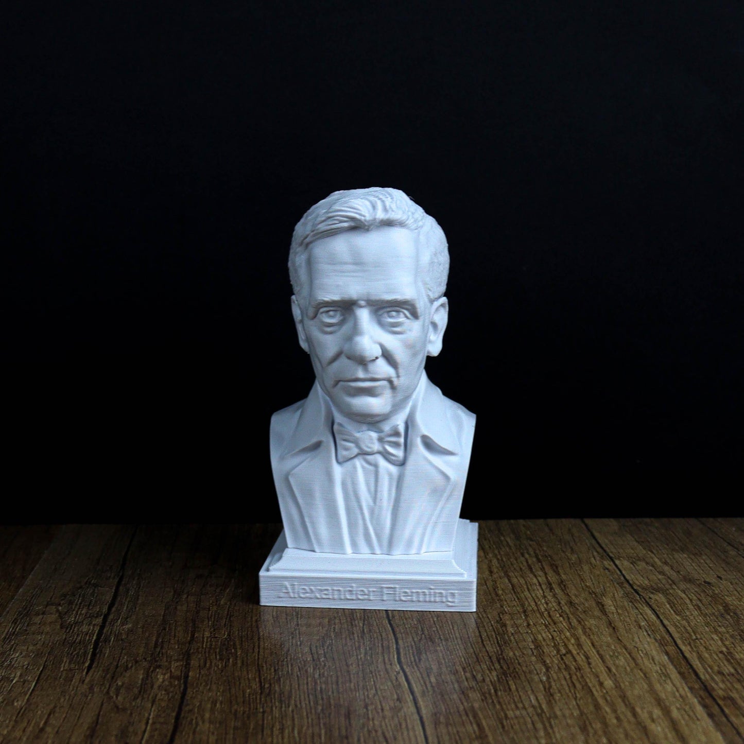 Sir Alexander Fleming Bust, Scottish Physician and Microbiologist Statue,  Penicillin Pioneer Sculpture