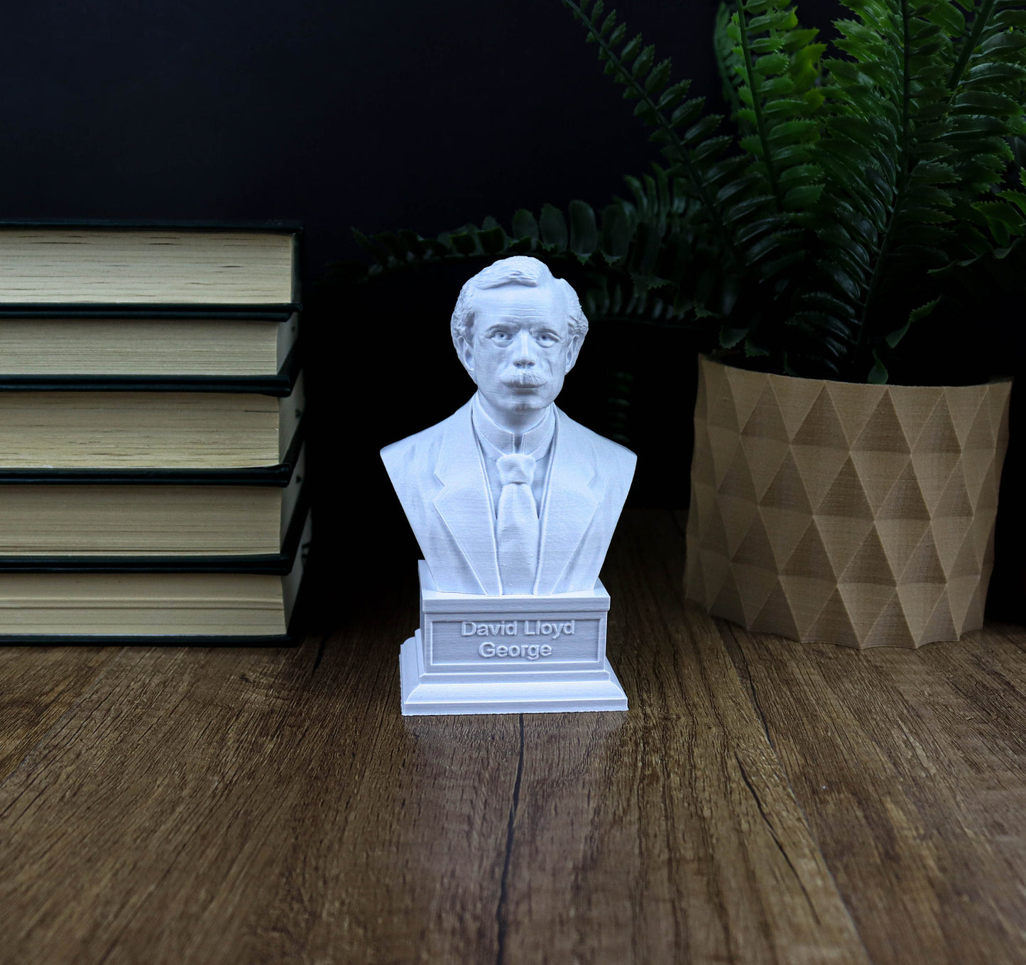 David Lloyd George Bust,  Prime Minister of the United Kingdom in WW1 Statue