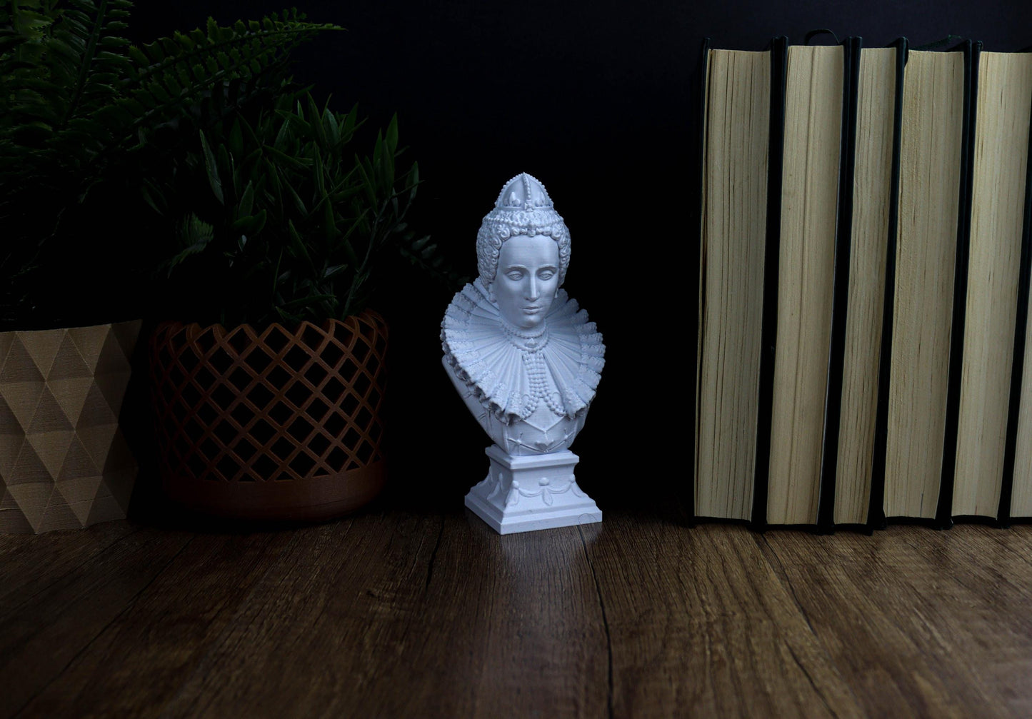 Queen Elizabeth I Bust, Renaissance Icon Shelf Decor