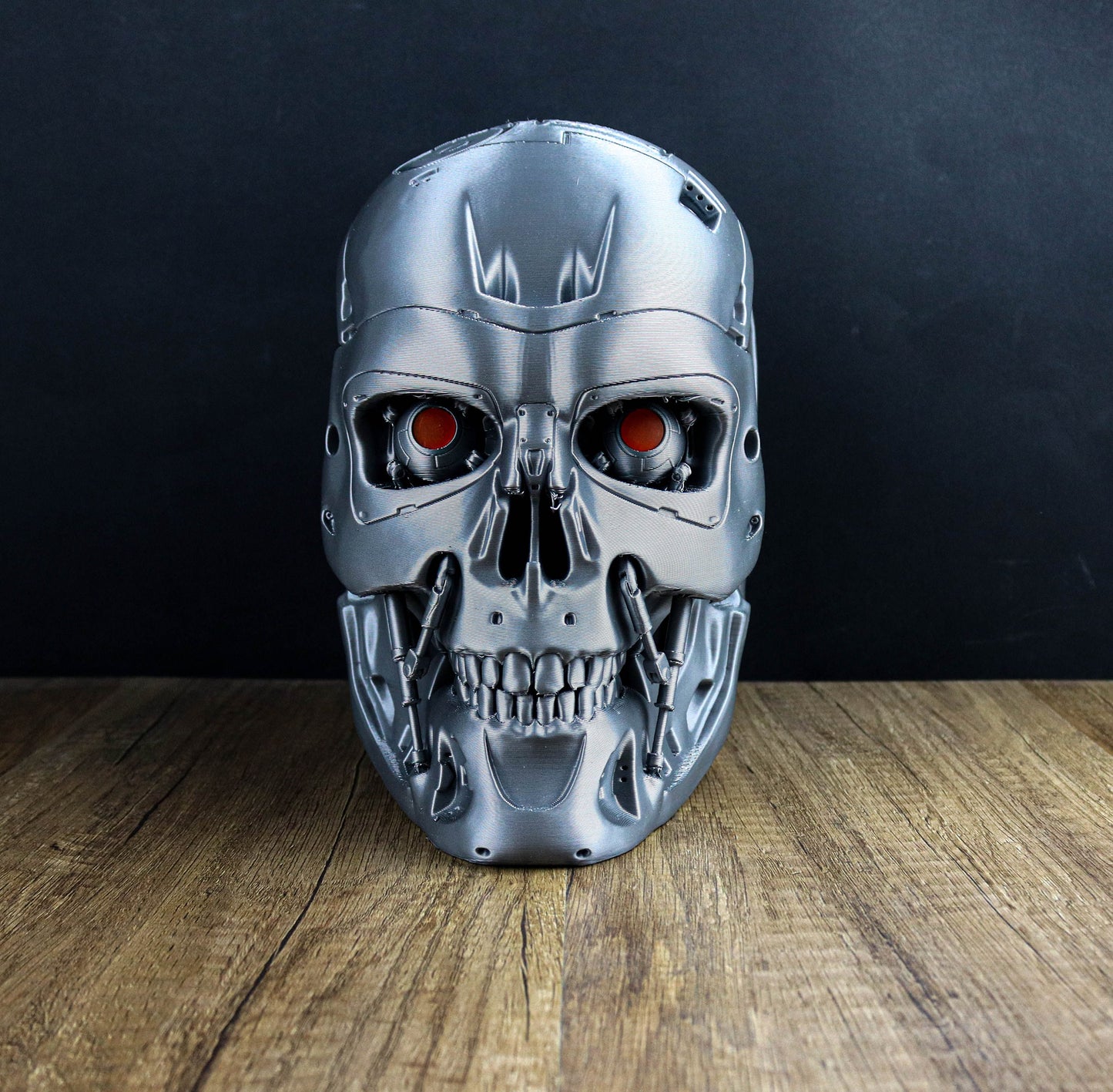 Terminator Endoskeleton Headphone Holder, Skull T-800 LED Bust, Headset Stand