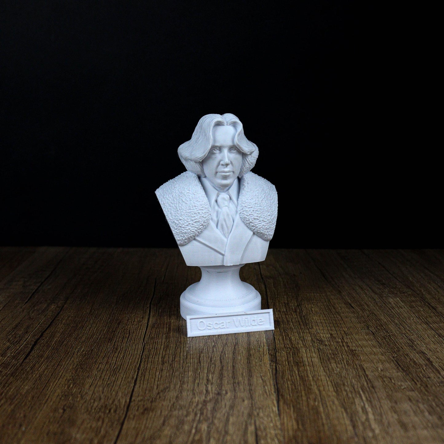 Oscar Wilde Bust, Literary Icon Sculpture