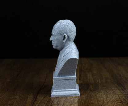 C.S. Lewis Bust, British Writer Statue, Sculpture Decoration