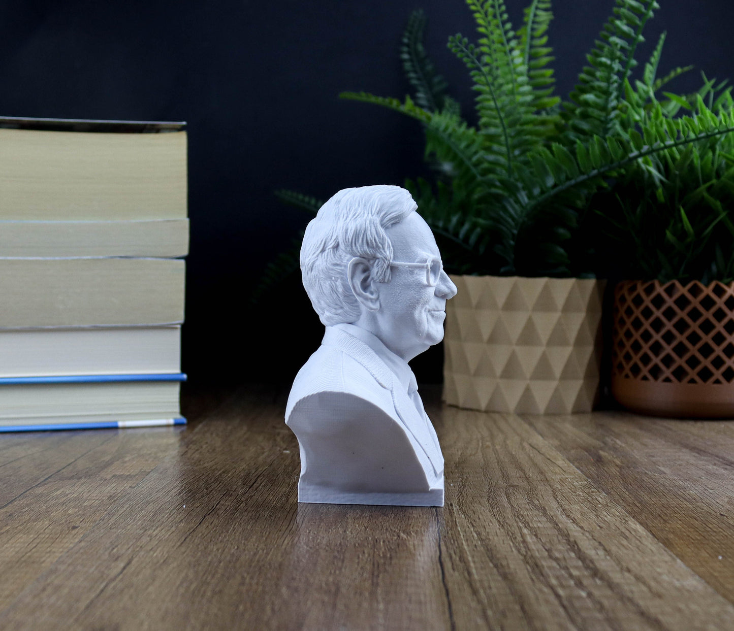 Warren Buffett Bust, Oracle of Omaha Statue, Gift for Friend Stock Investor