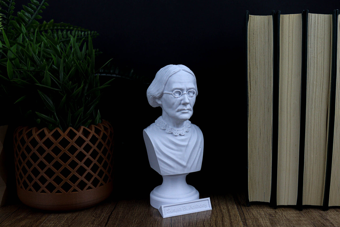 Susan B. Anthony Bust, Inspiring Women Home Decor Statue