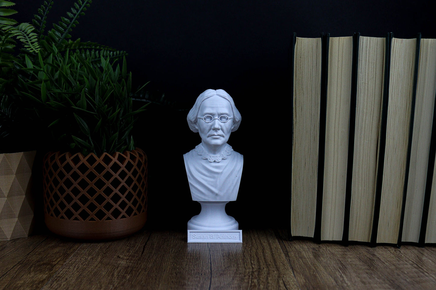 Susan B. Anthony Bust, Inspiring Women Home Decor Statue