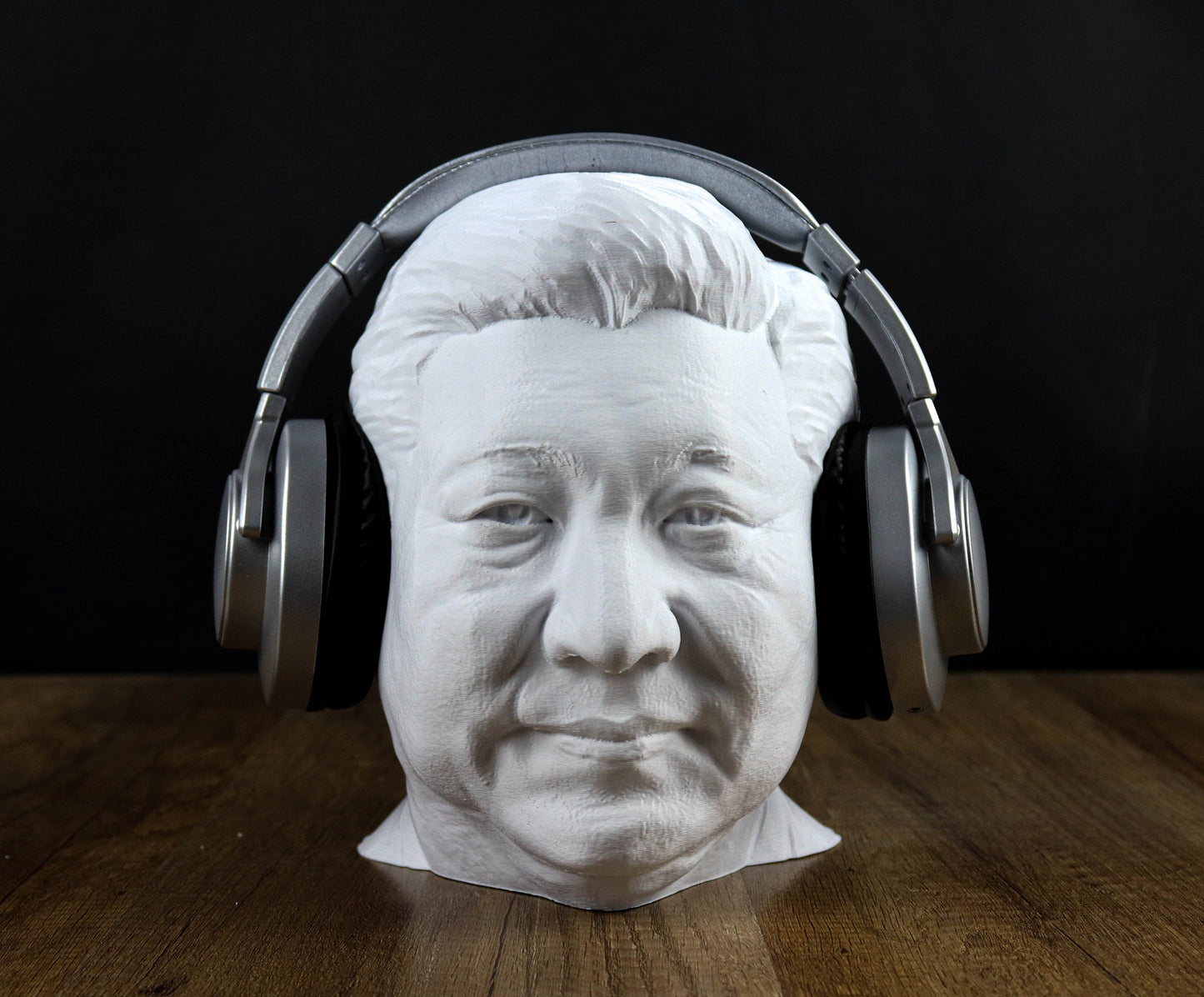 Xi Jinping Bust, China's President Sculpture, Headphone Desktop Decoration