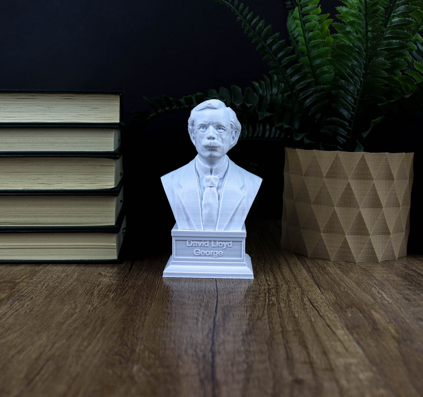 David Lloyd George Bust,  Prime Minister of the United Kingdom in WW1 Statue