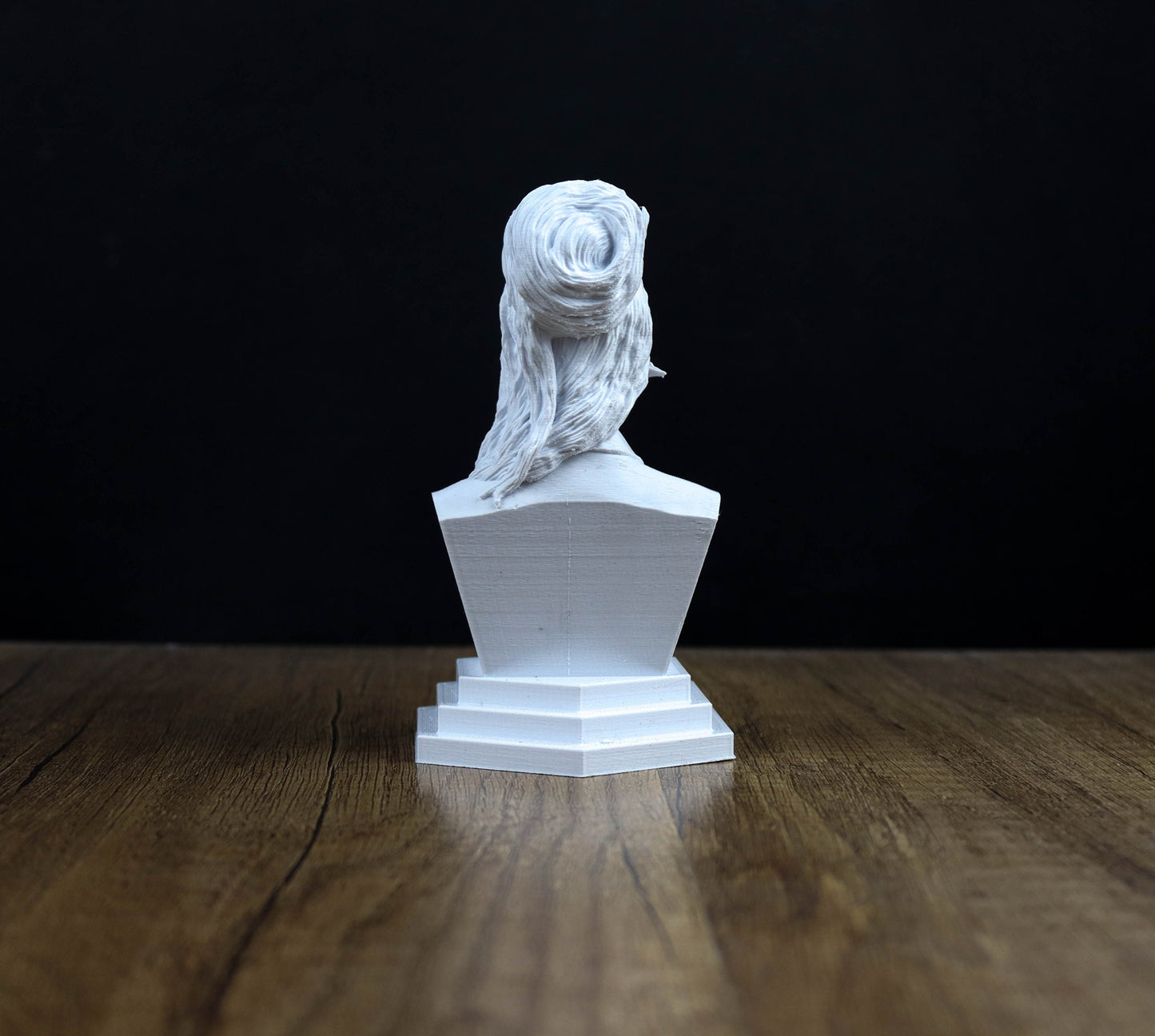 Amy Winehouse Bust Statue, Sculpture Decoration, Gift for Music Lover