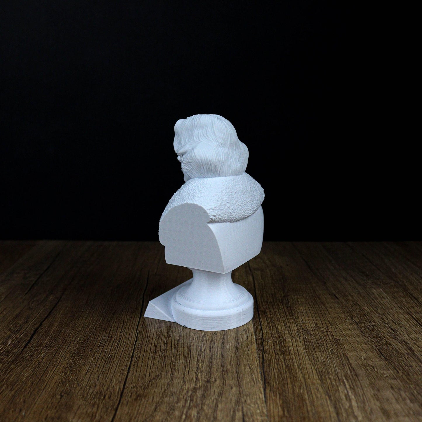 Oscar Wilde Bust, Literary Icon Sculpture