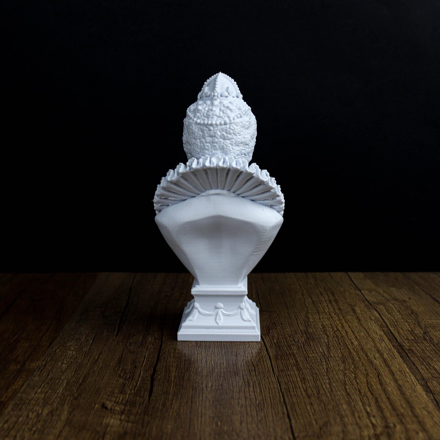 Queen Elizabeth I Bust, Renaissance Icon Shelf Decor