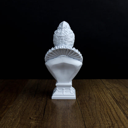 Queen Elizabeth I Bust, Renaissance Icon Shelf Decor