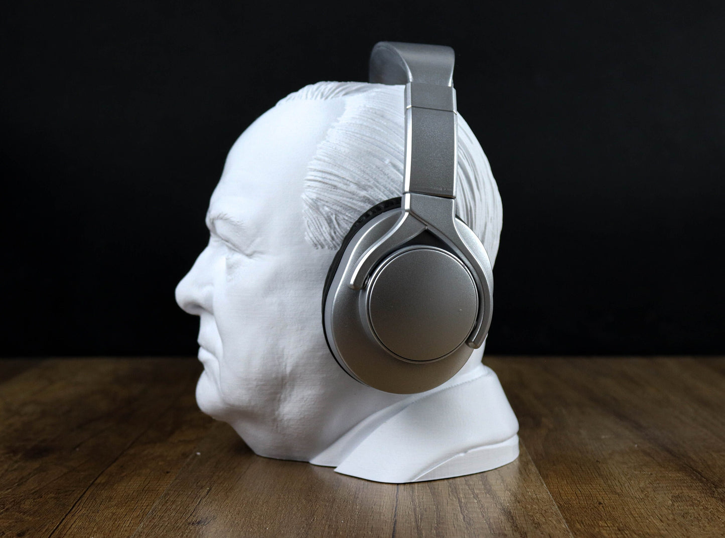 Winston Churchill Bust, British Prime Minister Sculpture, Headphone Holder Decoration