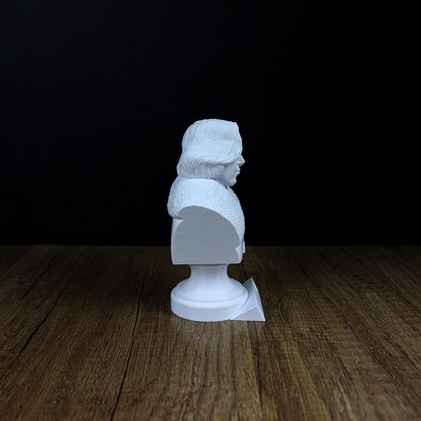 Oscar Wilde Bust, Literary Icon Sculpture