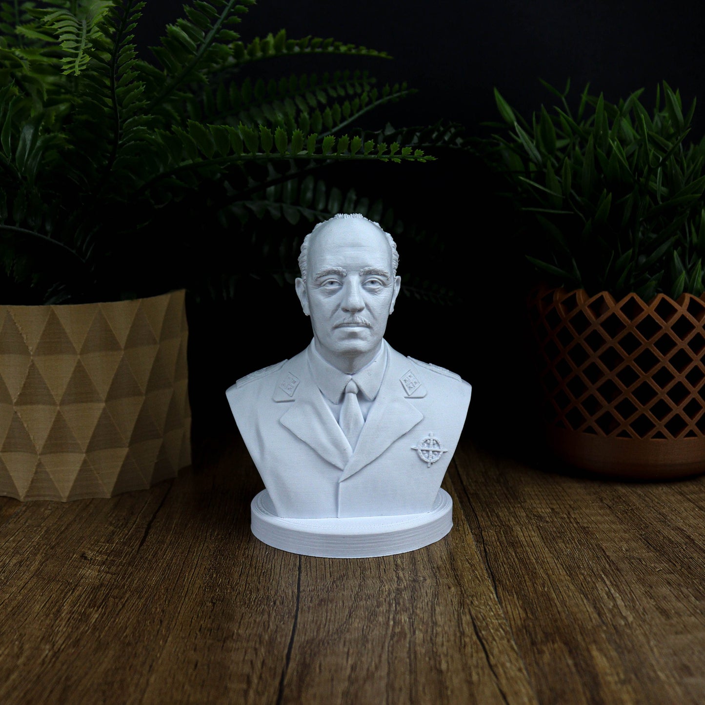 Francisco Franco Bust, Spanish Military Leader Statue for History Enthusiasts