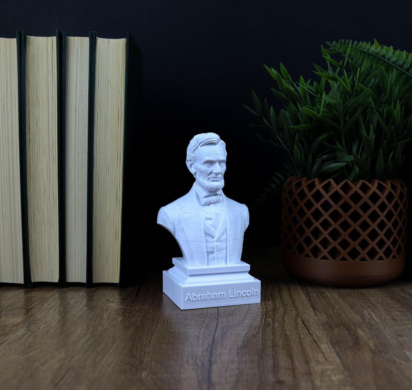 Abraham Lincoln Bust, 16th U.S. President Sculpture, American History Art Decor