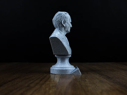 J. R.R. Tolkien Bust, English writer Statue, Sculpture Decoration