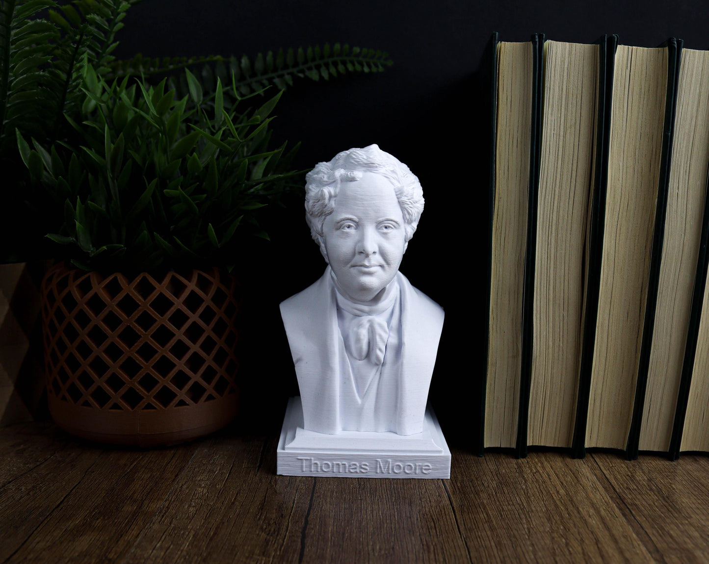 Thomas Moore Bust, Irish Writer and Poet, Philosopher and Utopia Author Statue for Bookshelf & Home Decor