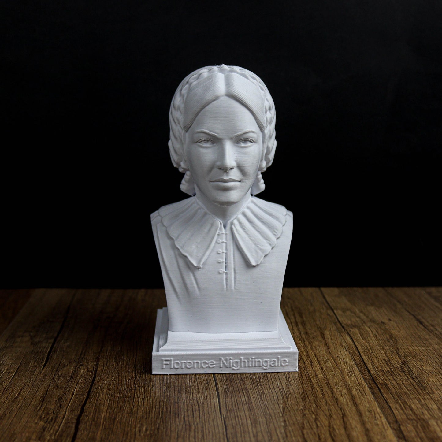 Florence Nightingale Bust, Medical history decor, Healthcare Hero Sculpture
