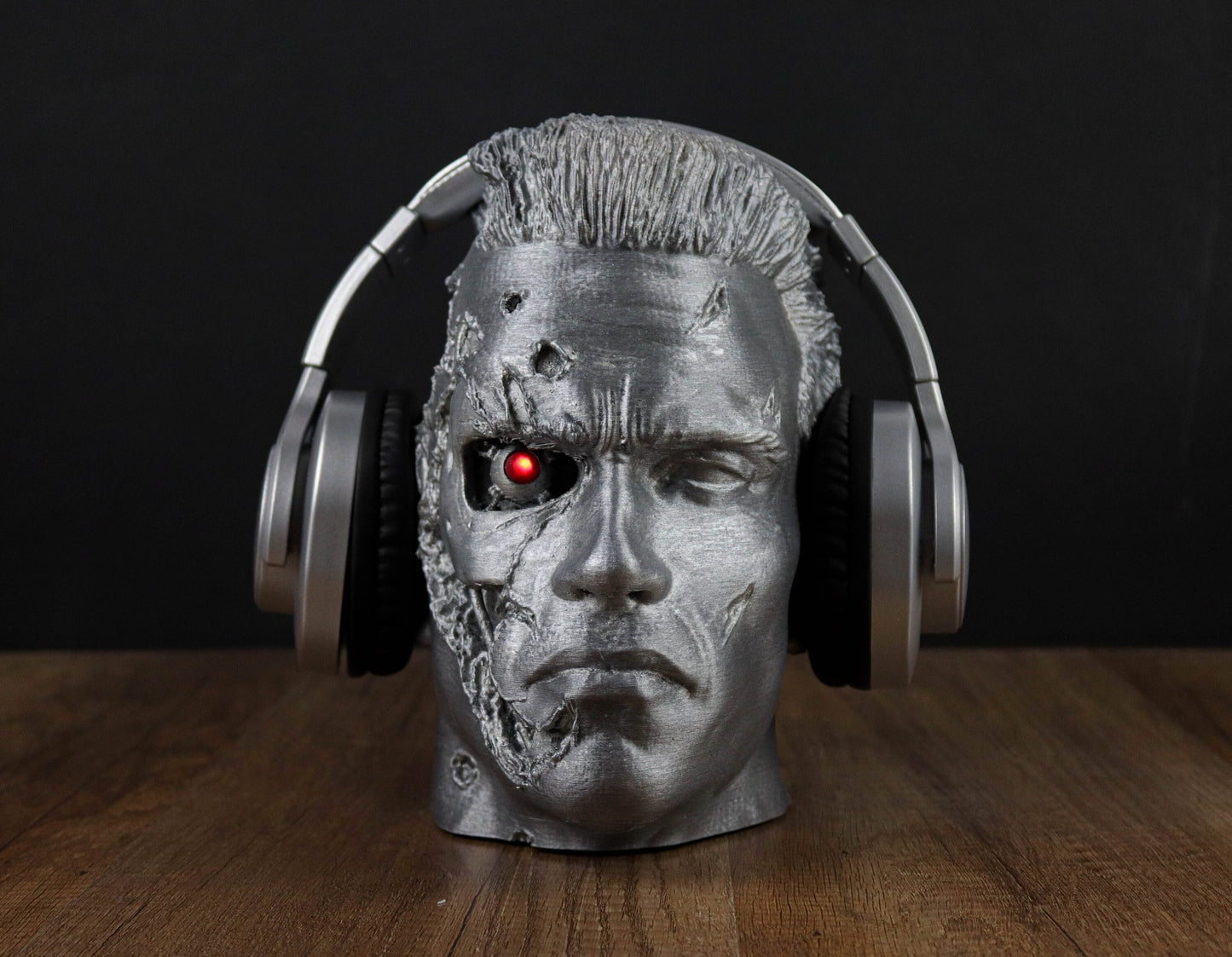 Terminator T-800 LED Bust, Arnold Schwarzenegger Headphone Holder