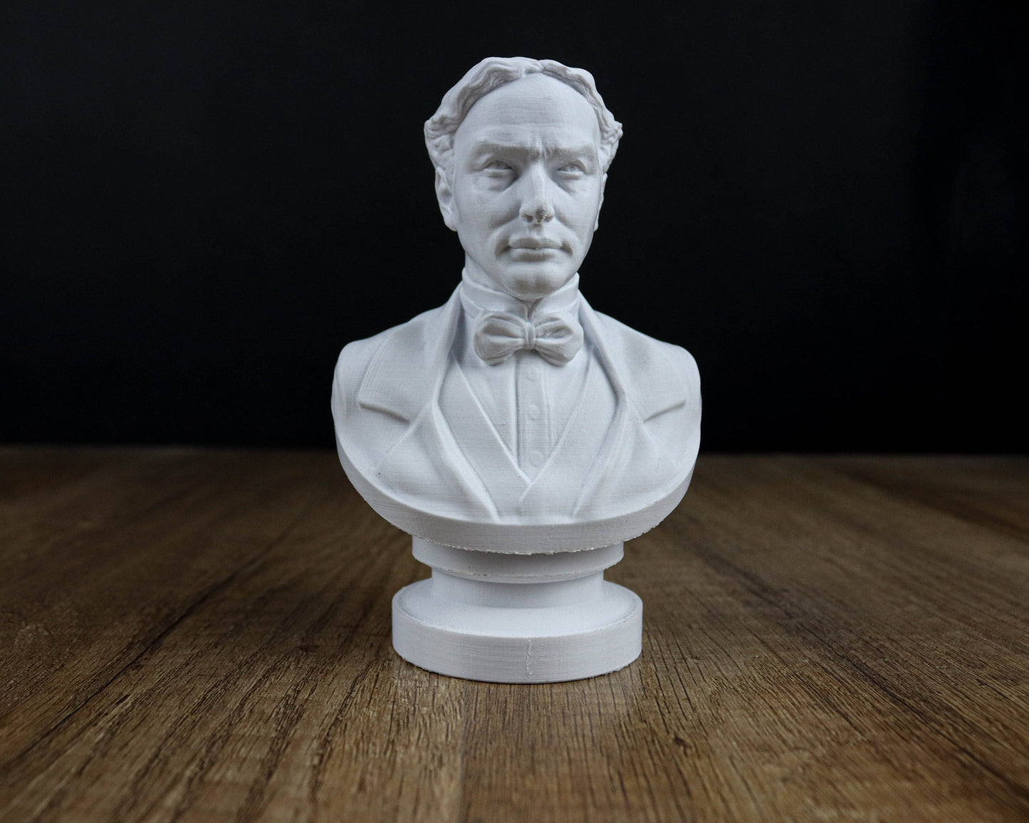 Harry Houdini Bust Sculpture