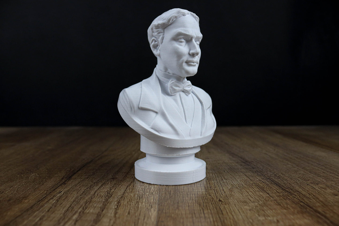 Harry Houdini Bust Sculpture