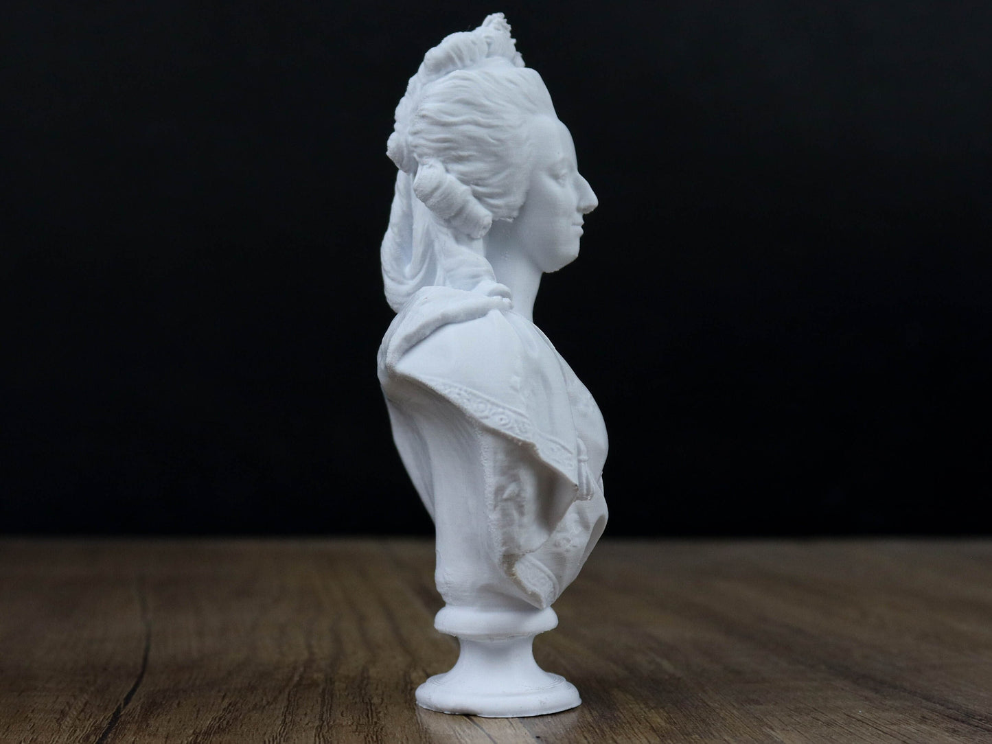 Marie Antoinette Bust, Last Queen of France Home Decor Sculpture