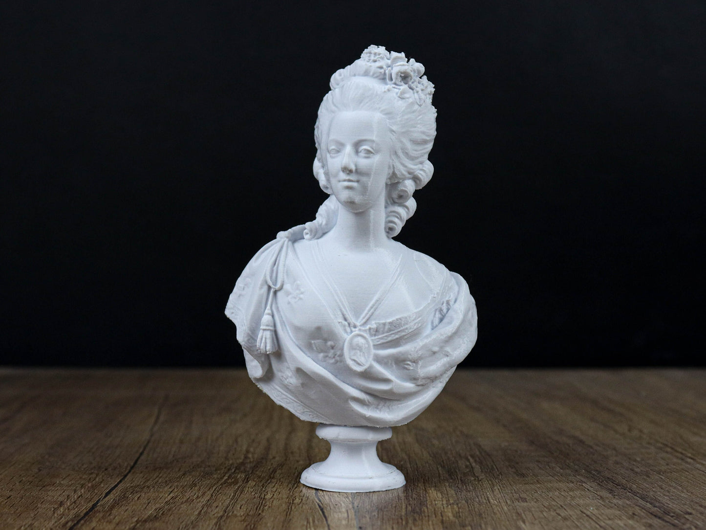 Marie Antoinette Bust, Last Queen of France Home Decor Sculpture