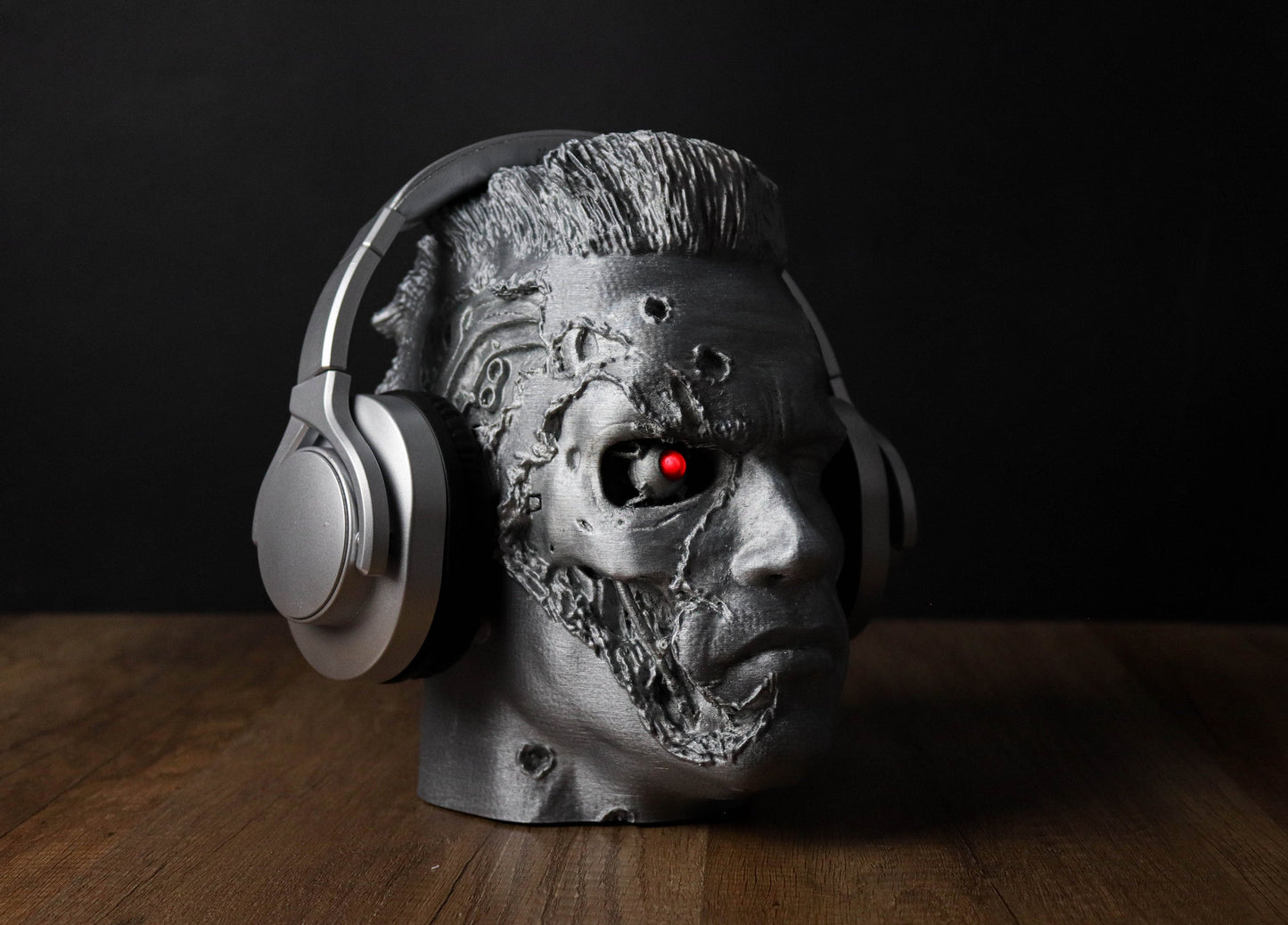 Terminator T-800 LED Bust, Arnold Schwarzenegger Headphone Holder