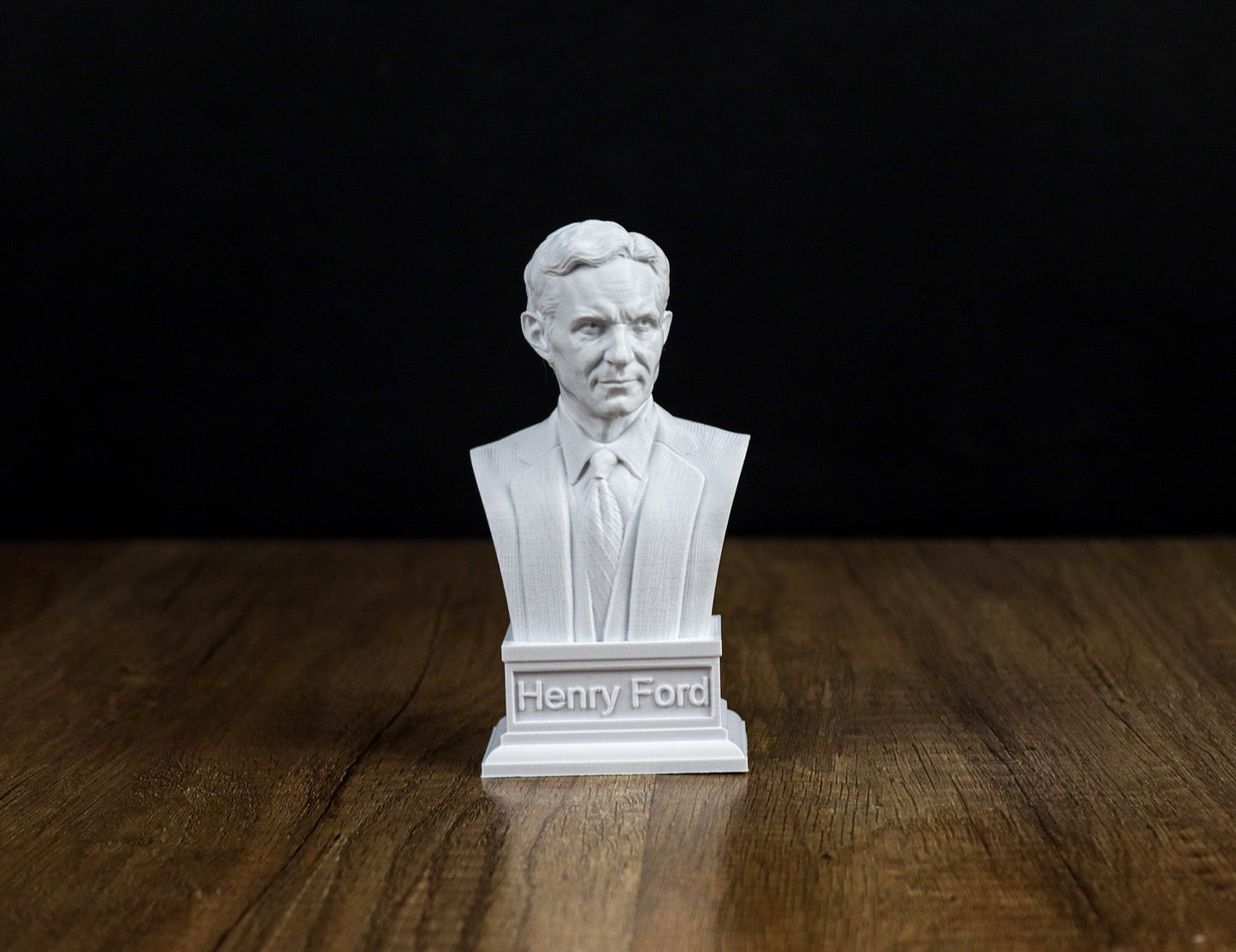 Henry Ford Bust, Sculpture Decoration