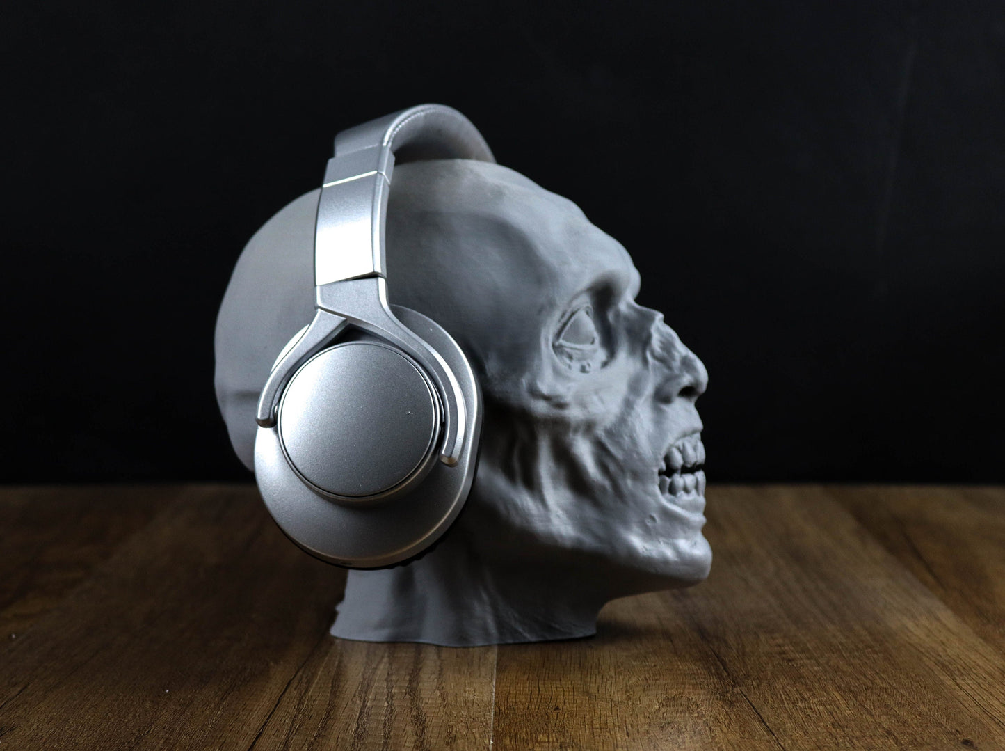 Zombie Headphone Holder, Horror Headset Stand, Horror Prop, Bust, Halloween Decor
