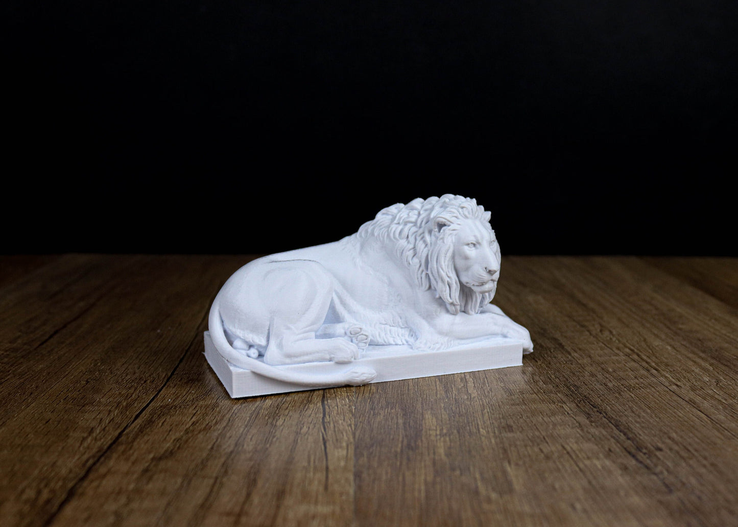 Recumbent Lion 3d printed