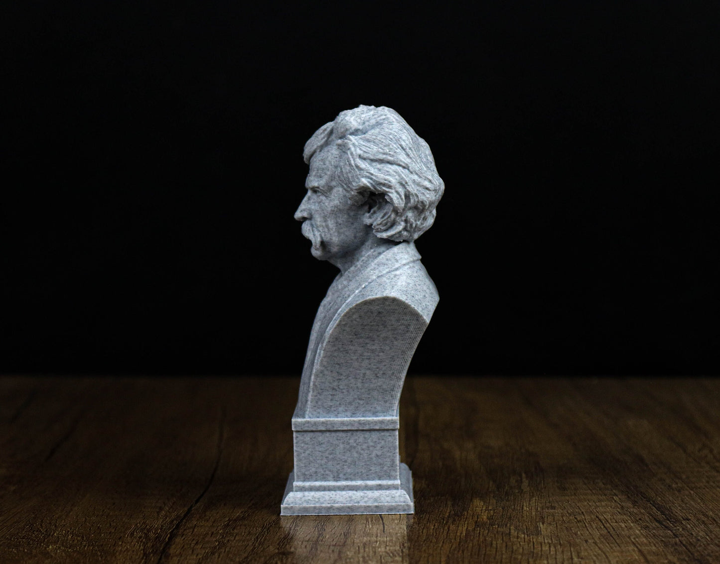 Mark Twain Bust, American writer Statue, Sculpture Decor