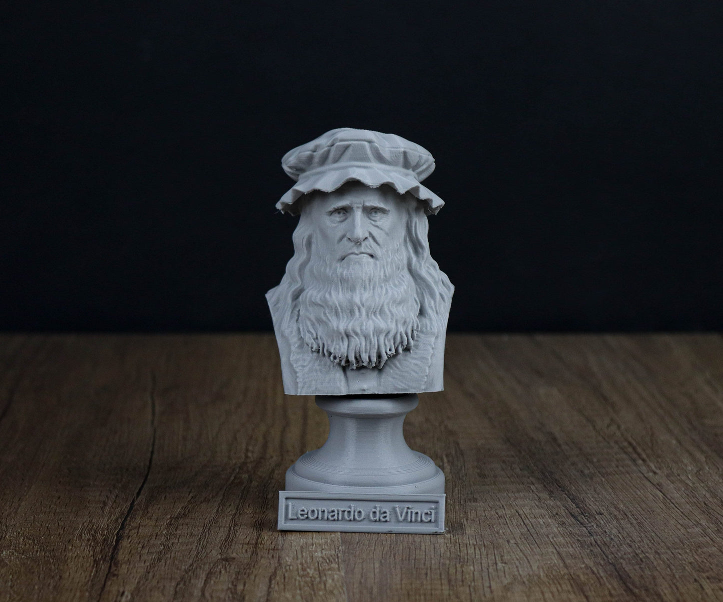 Leonardo da Vinci Bust,  Italian  Polymath of the High Renaissance Era Statue, Sculpture Decoration.