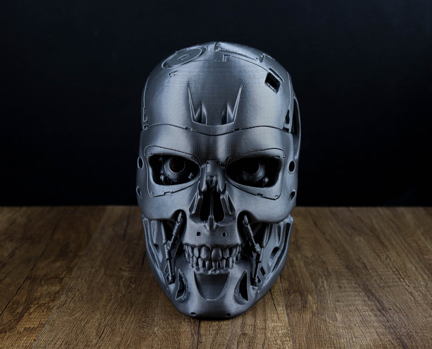 Terminator Endoskeleton Headphone Holder, Skull T-800 LED Bust, Headset Stand