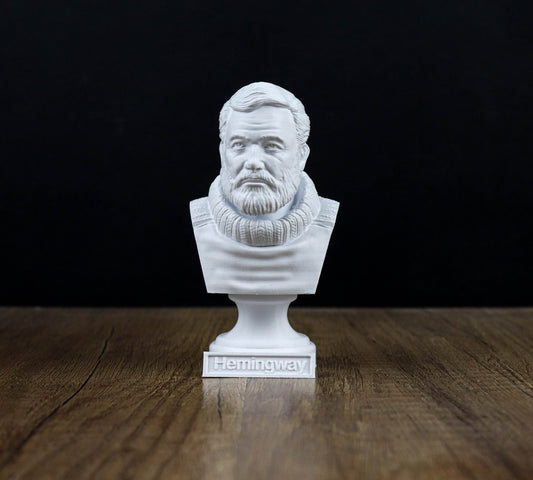 Ernest Hemingway Bust, American Author Statue, Sculpture Decoration, Home Decor, Book lover gift