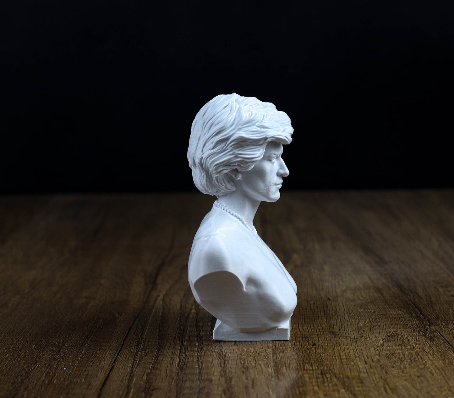 Lady Diana Bust