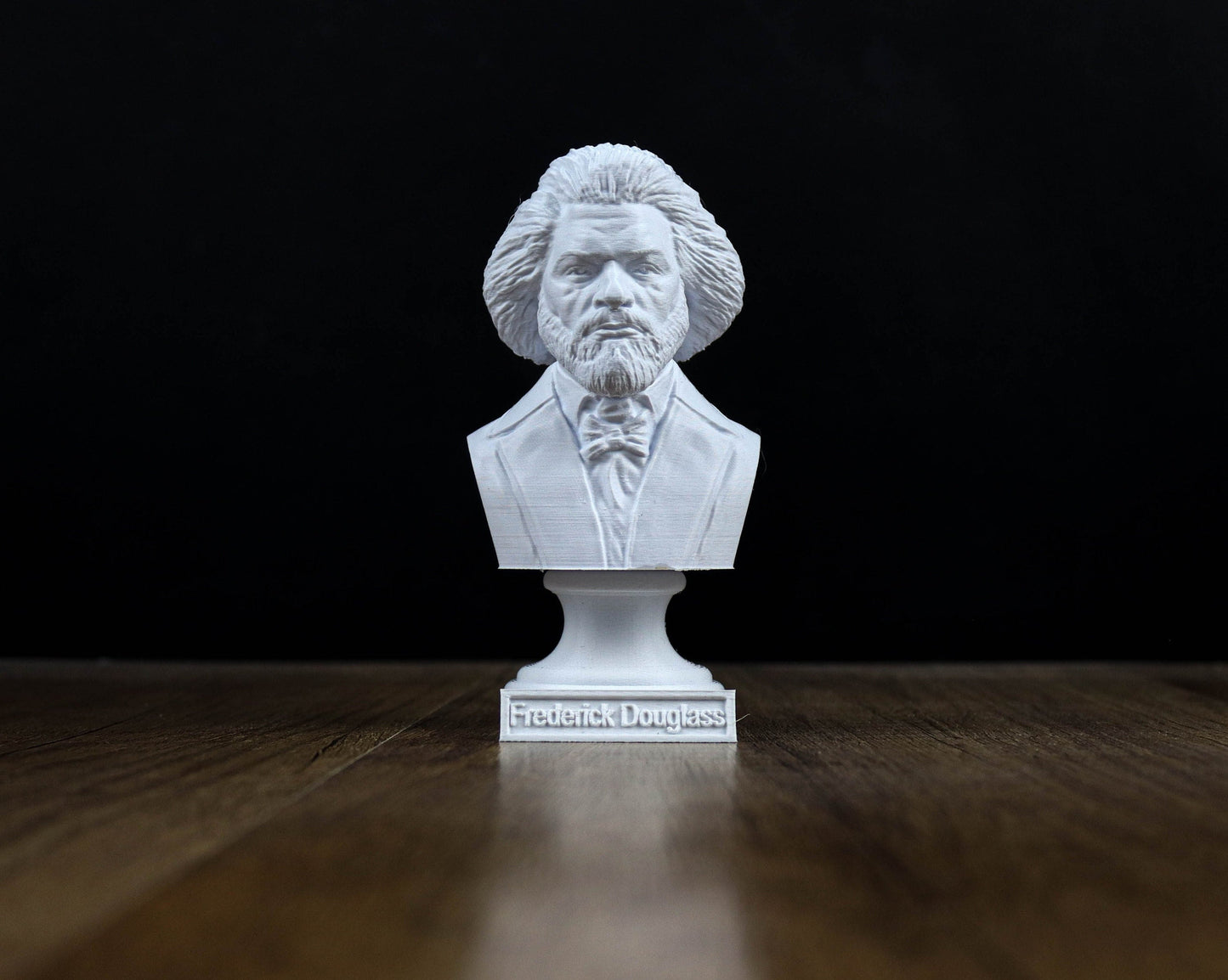 Frederick Douglass Bust, American Social Reformer Statue, Abolitionist Sculpture Decoration, Home Decor